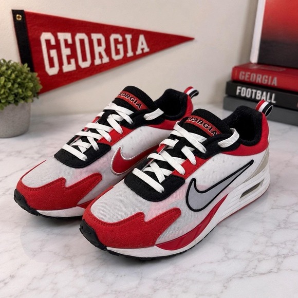 Nike Other - Nike Air Max Solo Georgia Bulldogs NCAA Pack FZ4834-001 Men's Size 8